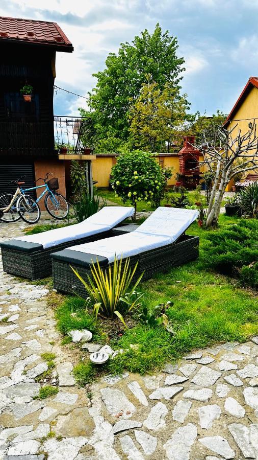 Ferienwohnung Leto House Târgu Jiu Exterior foto